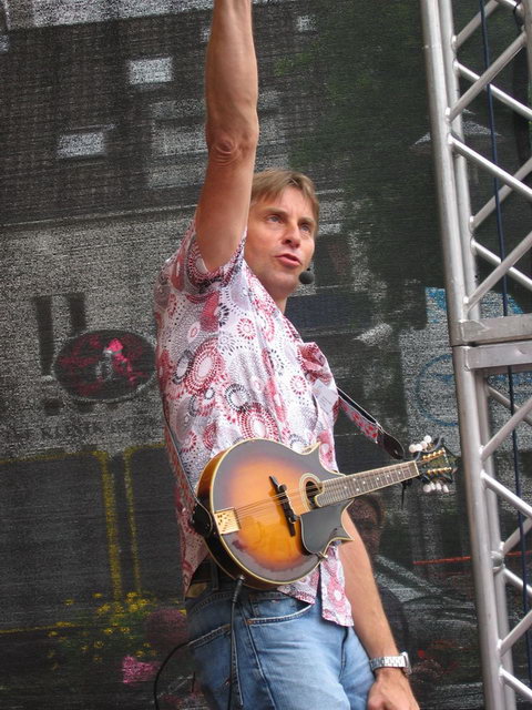 gal/2007/2007 Ruettenscheider Kinderfest/2007 Saitentwist Ruettenscheider Kinderfest 1.9. 321.jpg